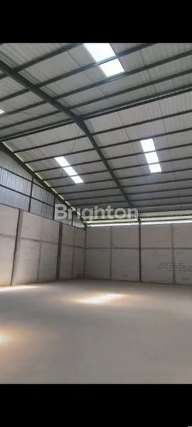 image DISEWAKAN GUDANG LOKASI STRATEGIS DI JEPARA (3)