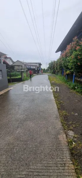 image KONTRAKAN 3 PETAK LOKASI STRATEGIS DEKAT VILLA PERTIWI DEPOK (1)