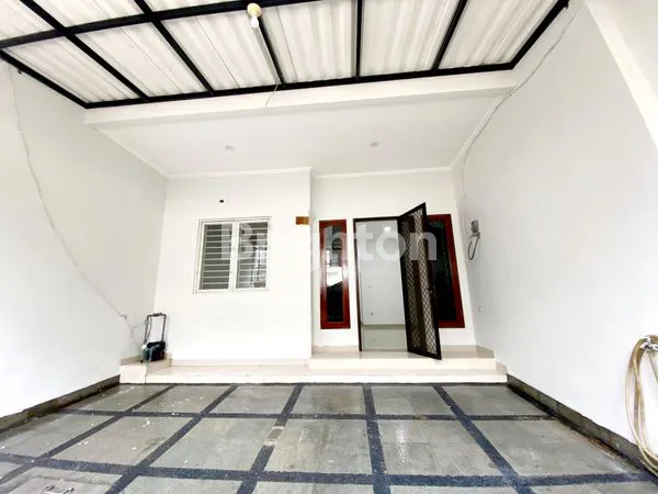 image RUMAH TERAWAT DAN SIAP HUNI DI SUNTER, JAKARTA UTARA (2)