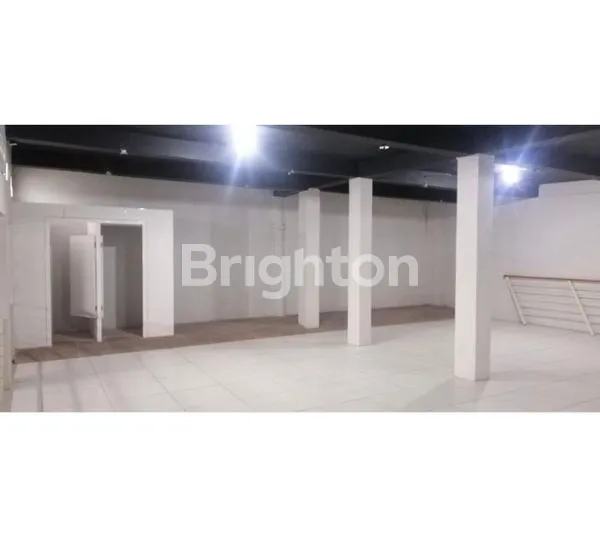 image DIJUAL RUKO 3 LANTAI DI TENGAH KOTA JL.ADITYAWARMAN , JOMBANG (3)