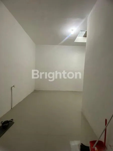 image RUMAH MINIMALIS 1 LANTAI SIAP HUNI DAN BERSIH TENGAH KOTA LOKASI STRATEGIS (1)