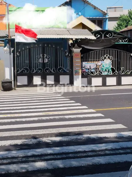 image RUMAH DAN TOKO SIAP HUNI PAKAI (1)