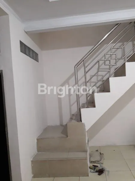 image RUMAH BESAR SIAPA CEPAT DAPAT DIDAERAH PERUM BUMI DIRGANTARA DEKAT MABES AURI  DAN SMPN 24 (8)