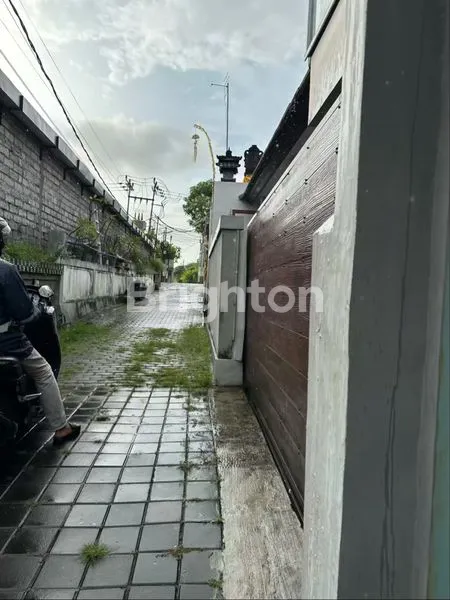 image HOUSE WITH POOL (7)