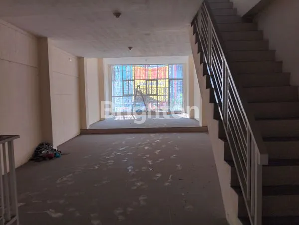 image RUKO 4 LANTAI STRATEGIS DI JL SUTOMO MEDAN (2)