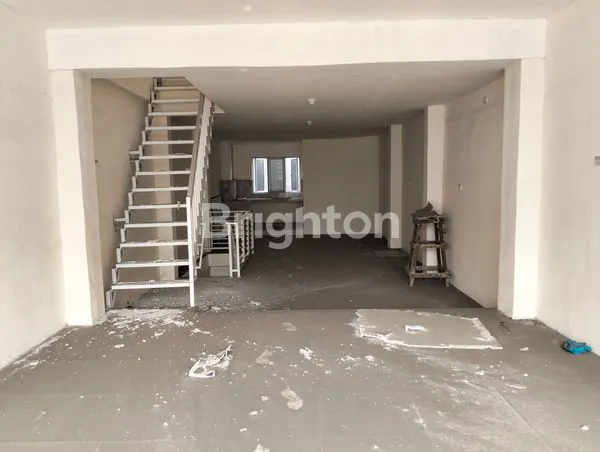 image RUKO 4 LANTAI STRATEGIS DI JL SUTOMO MEDAN (6)