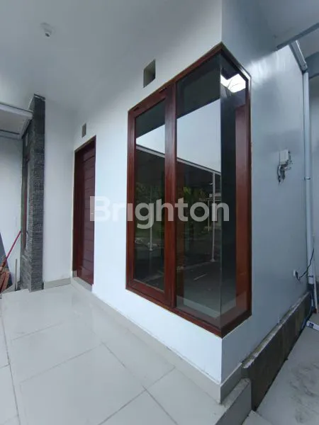 image RUMAH SIAP HUNI DI PERUMAHAN THE ROYAL GRIYA LOKA TABANAN (5)