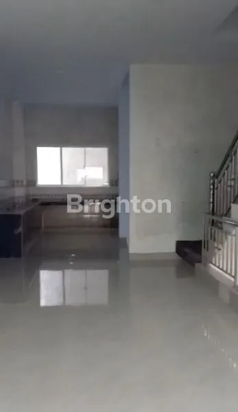 image RUKO 4,5 LANTAI SIAP HUNI DI JL. BANDUNG (7)