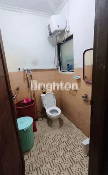 image RUMAH CANTIK DAN TERAWAT DALAM PERUMAHAN  REGENCY BALIKPAPAN (5)