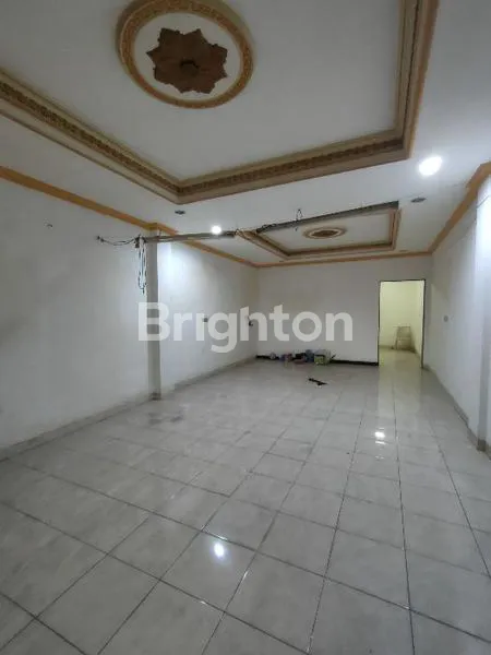 image RUKO 3 LANTAI SIAPA PAKAI DI JELAMBAR RAYA JAKARTA BARAT (3)