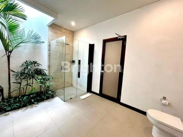 image PELARIAN TROPIS SEMPURNA: LEASEHOLD VILLA DKAMBOJA UMALAS – TINGGAL LEBIH LAMA, BAYAR BULANAN! (4)