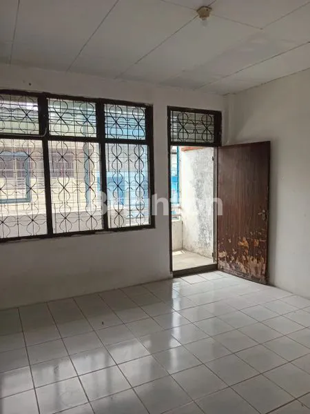 image RUKO 3 1/2 LANTAI CANTIK SIAP HUNI GLODOK TAMAN SARI (5)