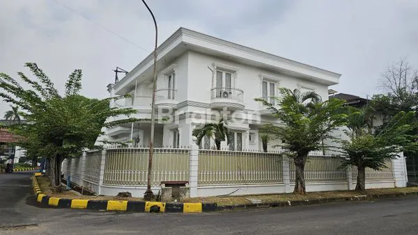 image RUMAH MEWAH  MERUYA (1)