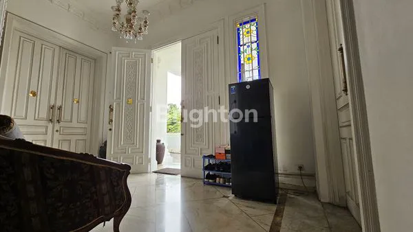 image RUMAH MEWAH  MERUYA (8)