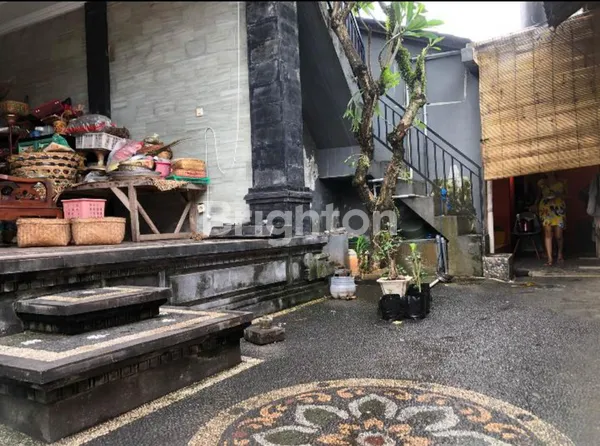 image RUMAH STRATEGIS DI DENPASAR BARAT – IDEAL UNTUK HUNIAN, KOST ELITE, ATAU KANTOR (3)