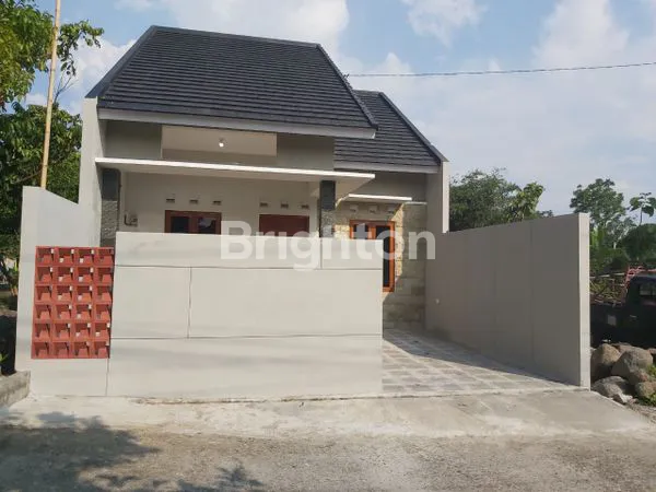 image RUMAH 1 LANTAI DI NGAGLIK SLEMAN DEKAT SLEMAN CITY HALL (2)