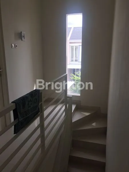 image RUMAH PURI SAFIRA REGENCY CLUSTER SHANAYA MENGANTI GRESIK (4)