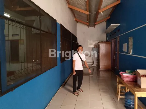 image RUMAH LUAS DAN STRATEGIS DEKAT STASIUN BOJONGGEDE  (4)