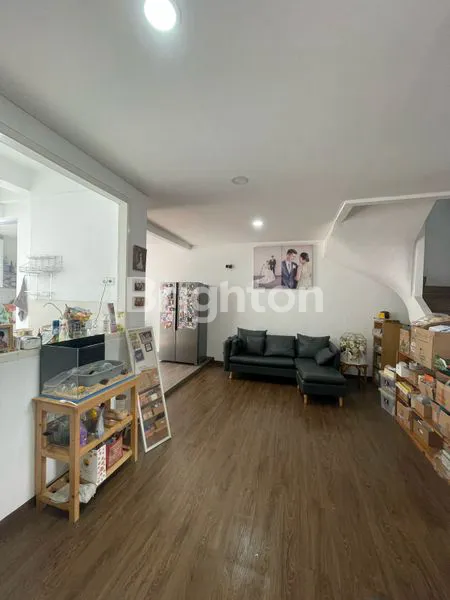 image RUMAH NYAMAN KELAPA SAWIT SEKTOR  1E GADING SERPONG (2)