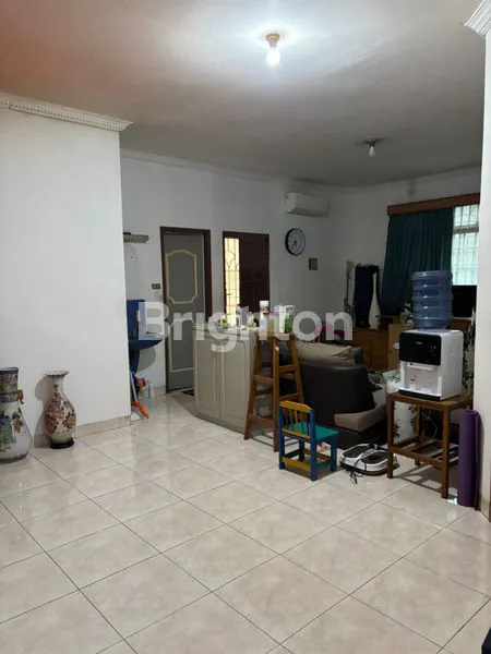 image DIJUAL RUMAH 2 LANTAI, SANGAT STRATEGIS DI SUNTER (3)