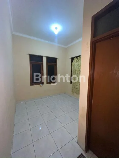 image DIKONTRAKAN RUMAH BESAR, STRATEGIS. ANTAPANI, BANDUNG (4)