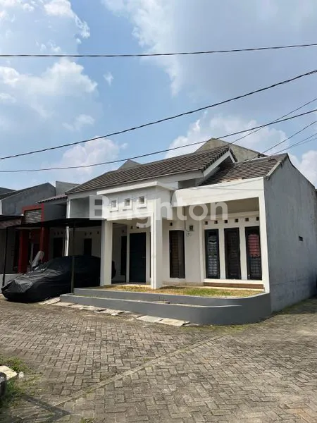 image RUMAH HOOK RESIDEN DI BINTARO TANGERANG SELATAN (1)