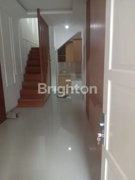 image RUMAH BARU FULL INTERIOR SIAP HUNI  (4)