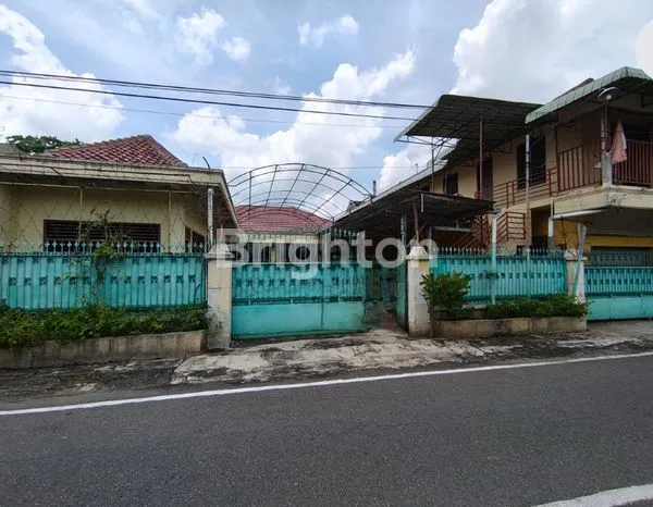image RUMAH HITUNG TANAH LUAS 537M² DI GREMET (1)