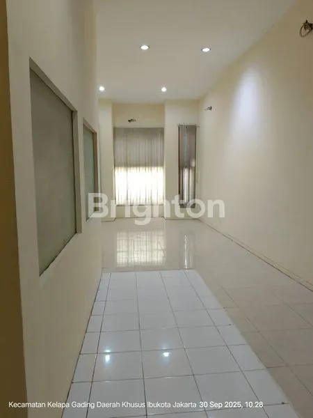 image RUKO 2 LANTAI SIAP USAHA HARGA HEMAT STRATEGIS DI BULEVARD KELAPA GADING (4)