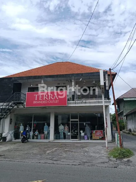 image RUMAH PINGGIR JALAN RAYA AREA PARERENAN MENGWI (1)