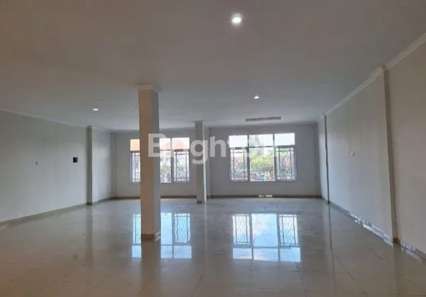 image RUKO STRATEGIS 3 LANTAI DI GATSU BARAT, DENPASAR (6)