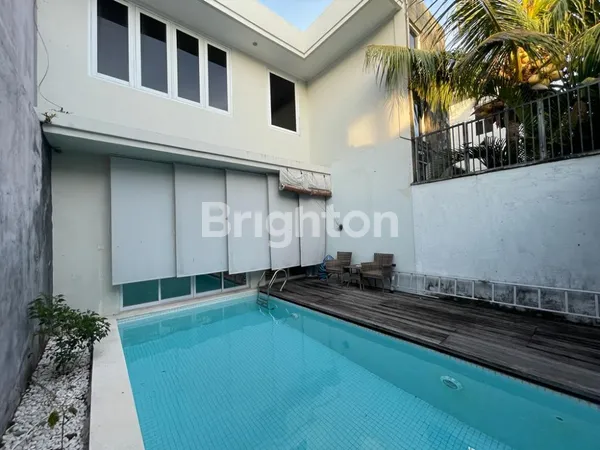 image VILLA ONE GATE SYSTEM DI AREA JIMBARAN BAWAH (4)