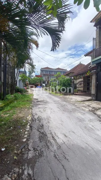 image RUMAH 2 LANTAI LOKASI JLN GUNUNG SARI, KEBO IWA UTARA DENPASAR, DEKAT GATOT SUBROTO (2)