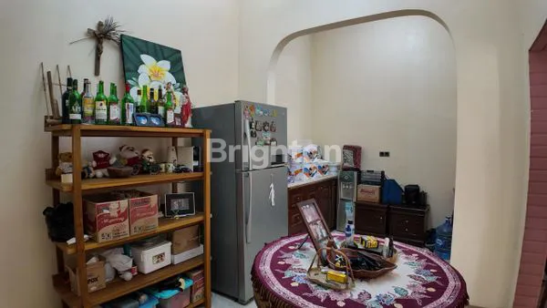 image RUMAH MEWAH DI TAMAN SIMPRUK (8)