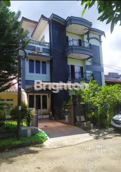 image RUMAH MEWAH 4LT TERAWAT (1)