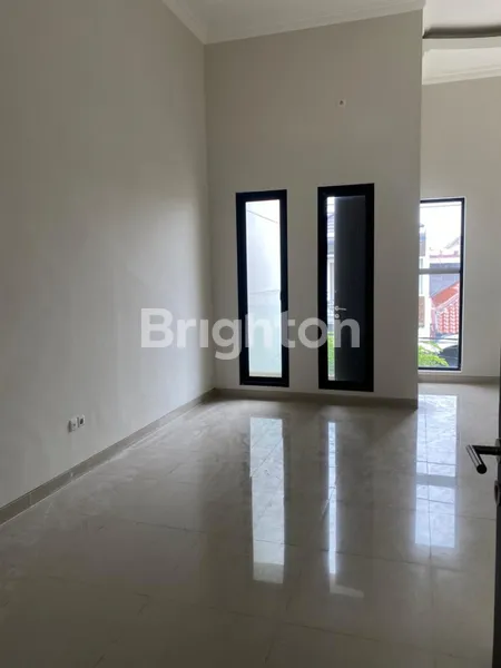 image DIJUAL RUMAH BARU  DAEARAH MULYOSARI SURABAYA (7)