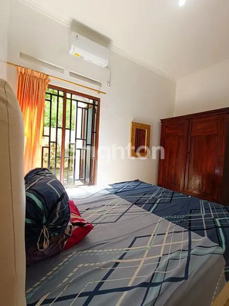 image RUMAH FULL FURNITURE BARUSAN RENOVASI LINGKUNGAN PERUMAHAN DEKAT PANTAI TERKENAL PANDAWA BEACH DAN JIMBARAN KUTA SELATAN \N (2)