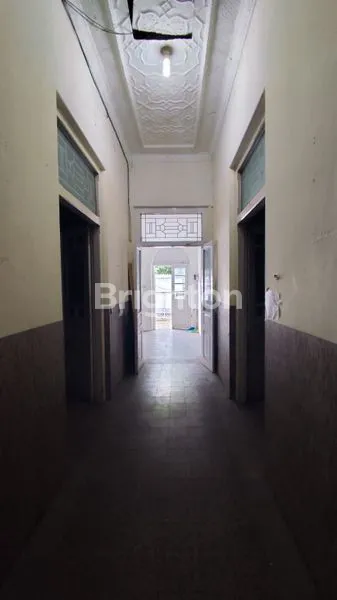 image RUMAH KLASIK JALAN UTAMA SOLO UNTUK KANTOR BUTIK CAFE (5)