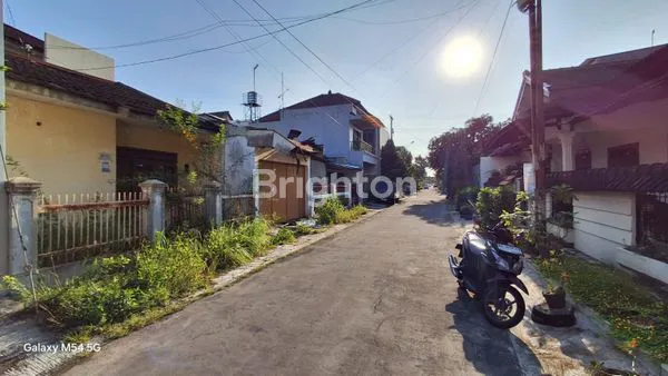image HITUNG TANAH SAJA RUMAH DI PERUMAHAN FAJAR INDAH (3)