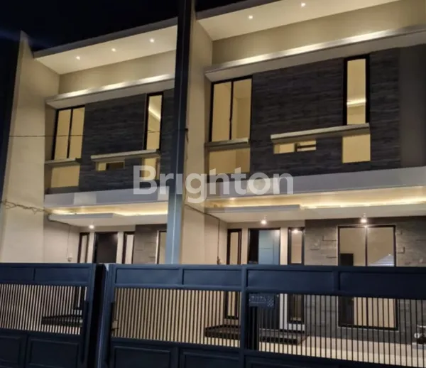 image 2 UNIT RUMAH DI KLAMPIS SEMOLOWARU SURABAYA ONE GATE SISTEM, DEKAT HOKKY BUAH MERR (2)