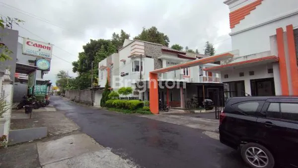 image 280 METER KAMPUS UII KALIURANG, RUMAH KOST KOS, DALAM KOMPLEKS PERUMAHAN (2)