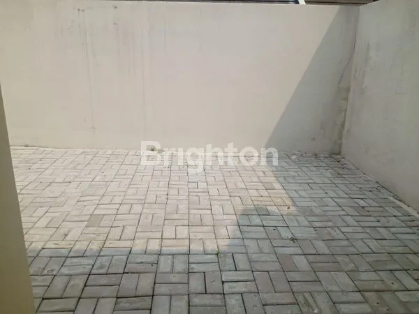 image RUMAH MEWAH 2 LANTAI DI CITRA SENTUL RAYA, UDARA SEGAR (4)