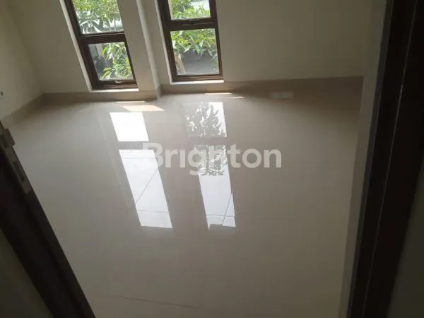 image RUMAH MEWAH 2 LANTAI DI CITRA SENTUL RAYA, UDARA SEGAR (7)