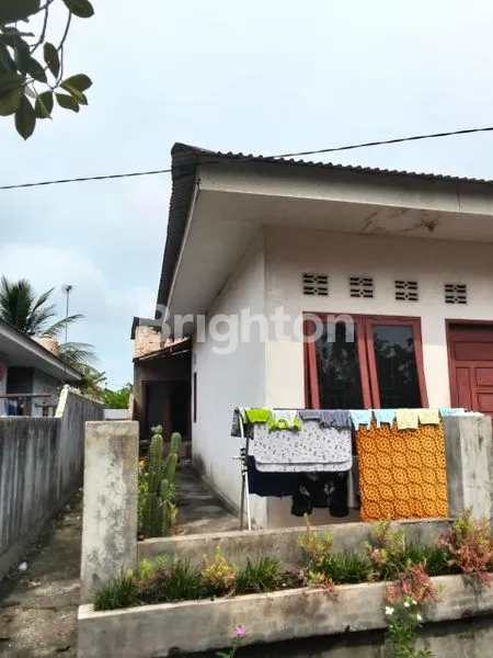 image RUMAH 1 LANTAI STRATEGIS DI SIDOMULYO BARAT – 7 KAMAR TIDUR, SIAP HUNI! (2)
