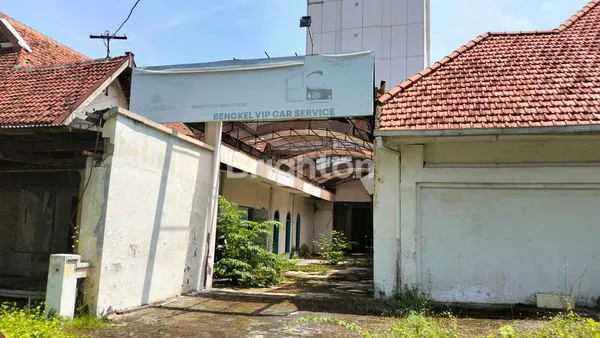 image SEWA RUMAH 698M², COCOK UNTUK USAHA DI TENGAH KOTA (5)