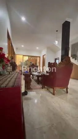 image RUMAH 2 LANTAI FULL FURNISHED SIAP HUNI DAERAH RUNGKUT GRIYA KENCANA ASRI DEKAT MERR, PANDUGO, BARUK, SUPERINDO, PURIMAS, AKSES TOL (2)