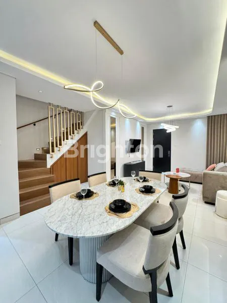 image RUMAH BARU 2 LANTAI SIMPANG DARMO PERMAI SELATAN, DEKAT DARMO PERMAI TIMUR DARMO BARU BARAT DARMO PERMAI UTARA THE CHOFA TAMAN HUNIAN SATELIT BUKIT DARMO GOLF WISATA BUKIT MAS KUPANG INDAH (3)