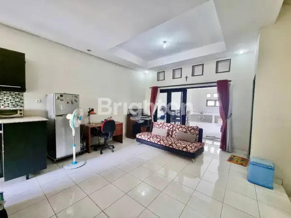 image RUMAH MODERN SIAP HUNI DEKAT LIVING WORLD MALL DENPASAR UTARA (2)