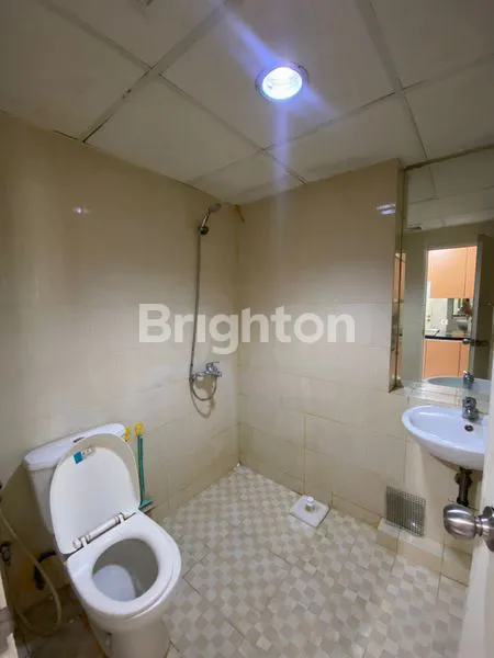 image APARTEMEN BARKELEY UC STUDIO FULL FURNISH (4)