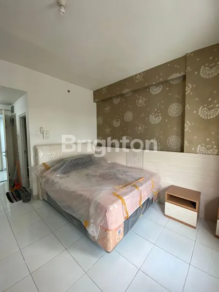 image APARTEMEN BARKELEY UC STUDIO FULL FURNISH (1)